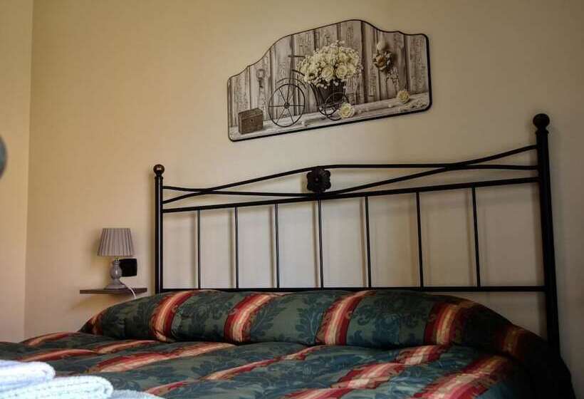 בית מלון כפרי Poderaccio Alto