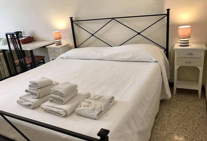 בית מלון כפרי Poderaccio Alto