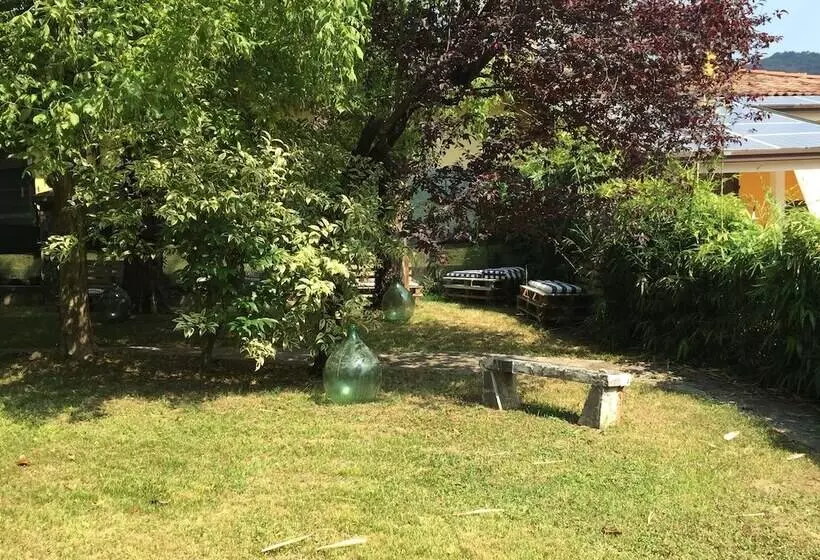 Majatalo Villa Cesarina, Vallio Terme , Salo’