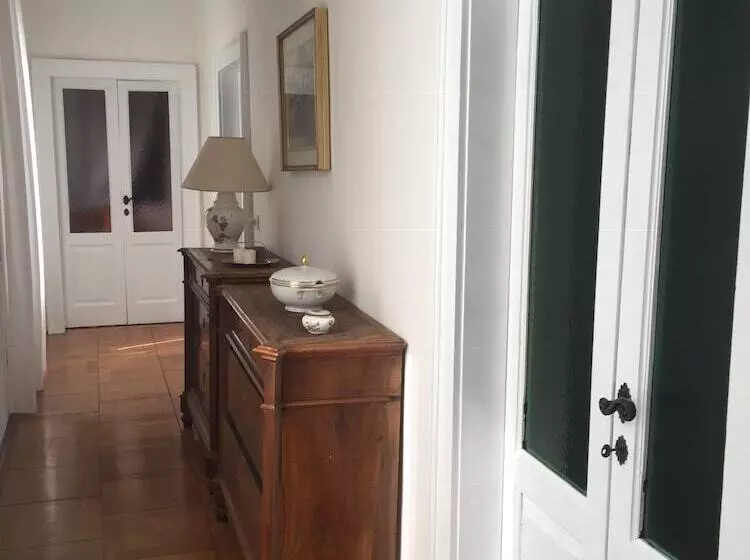 Majatalo Villa Cesarina, Vallio Terme , Salo’