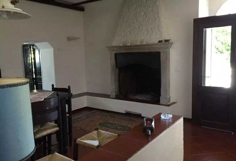 Majatalo Villa Cesarina, Vallio Terme , Salo’