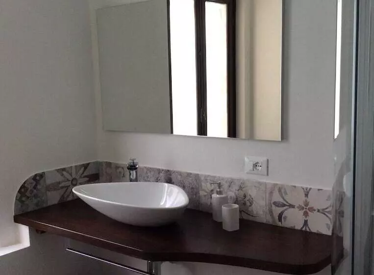 Majatalo Villa Cesarina, Vallio Terme , Salo’