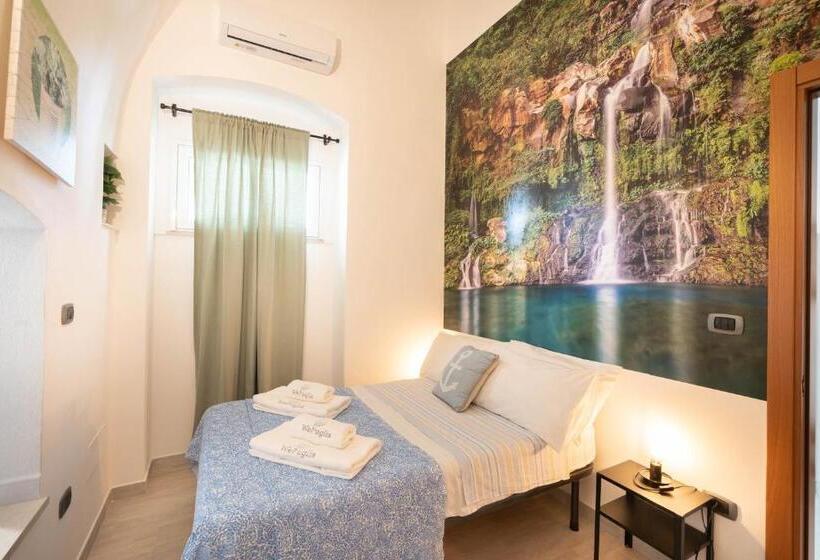 پانسیون Wepuglia La Maison D B&b