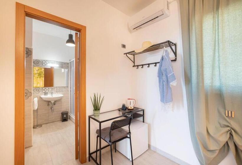 پانسیون Wepuglia La Maison D B&b