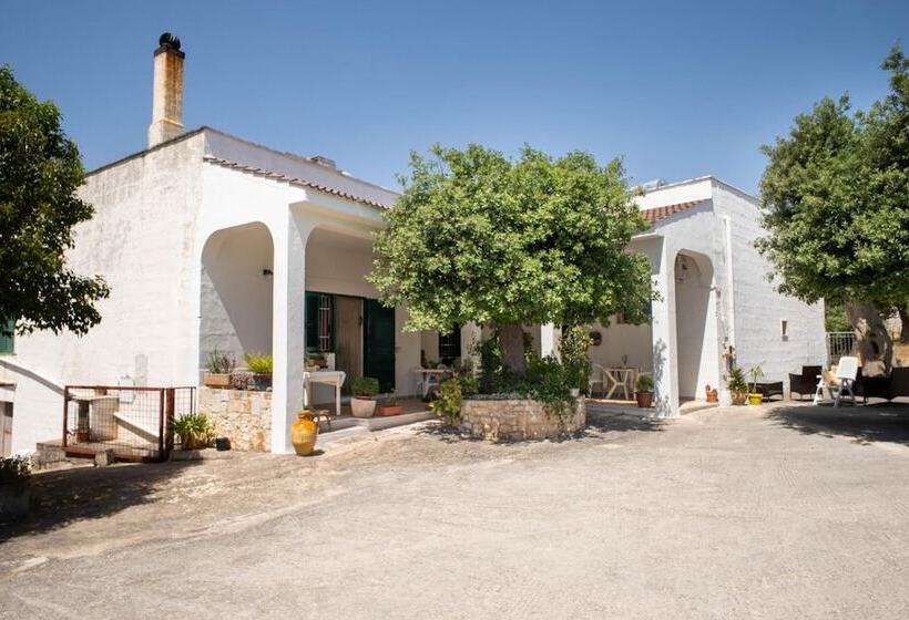 پانسیون Wepuglia La Maison D B&b