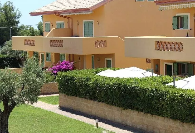 Poseidon Swim & Restaurant Apart