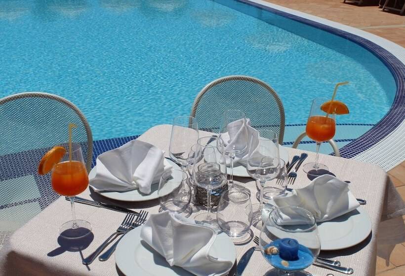 Poseidon Swim & Restaurant Apart