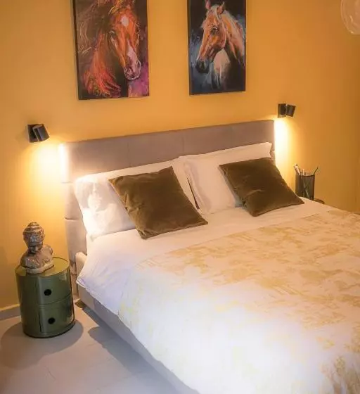 تختخواب و صبحانه Il Verdi Home