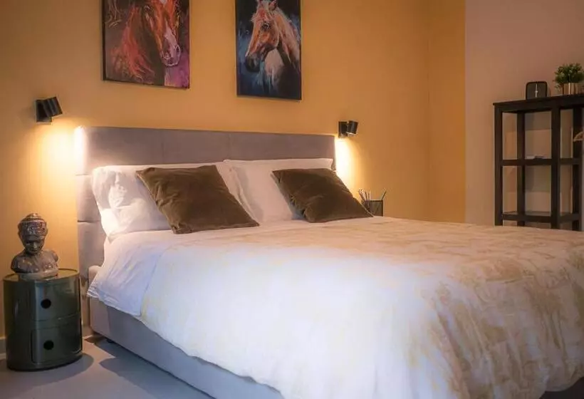 تختخواب و صبحانه Il Verdi Home