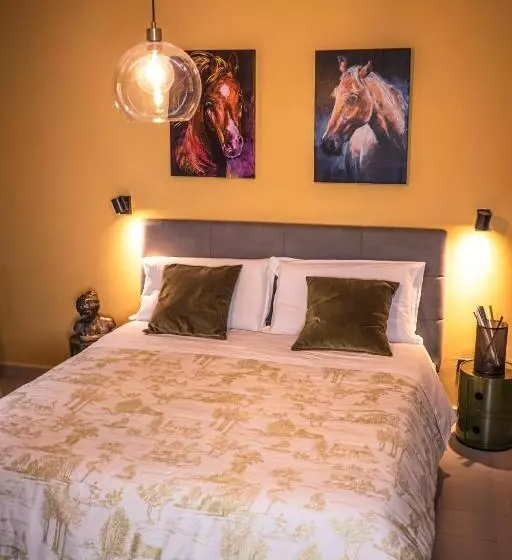 تختخواب و صبحانه Il Verdi Home