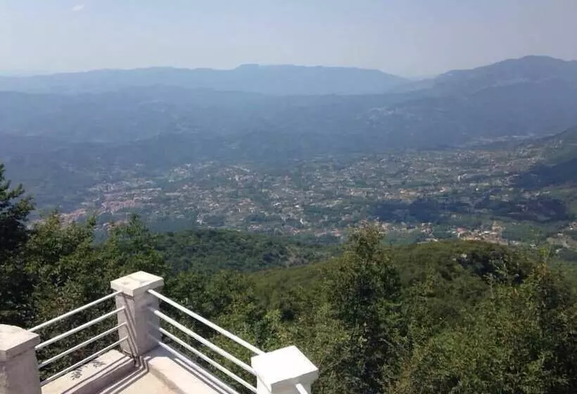 Aamiaismajoitus (B&B) Nido Del Nibbio