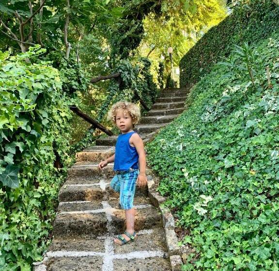 Chiaraluce Country House