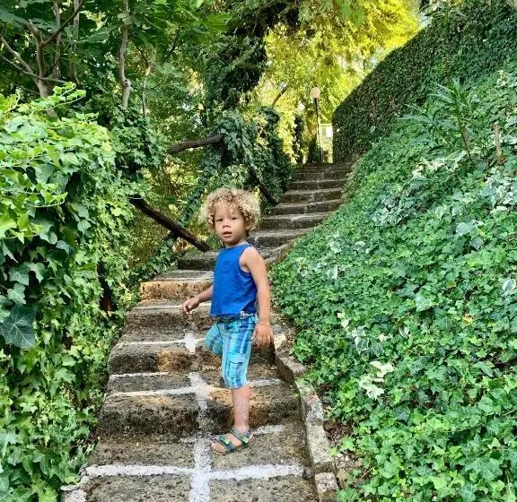 Chiaraluce Country House