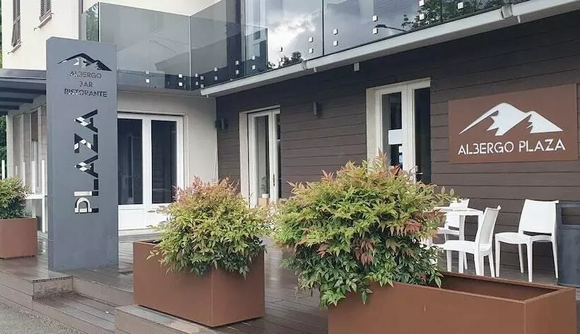 ホテル Albergo Ristorante Plaza