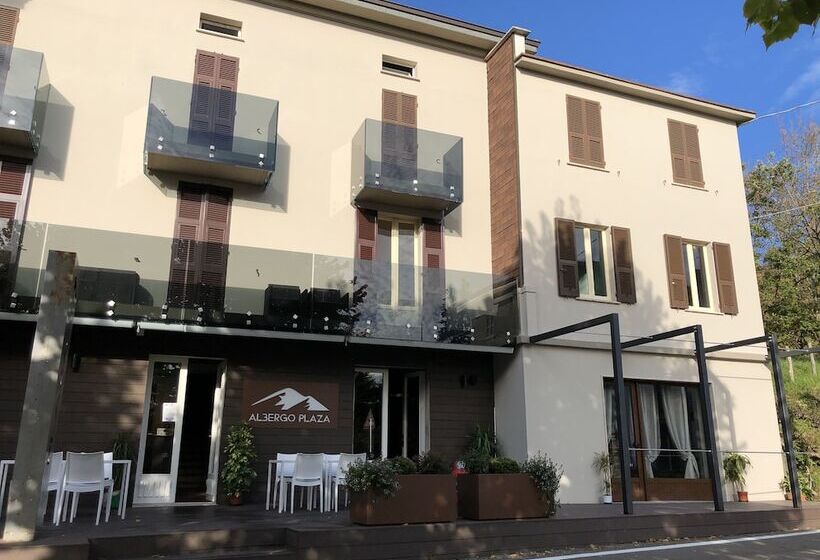 호텔 Albergo Ristorante Plaza
