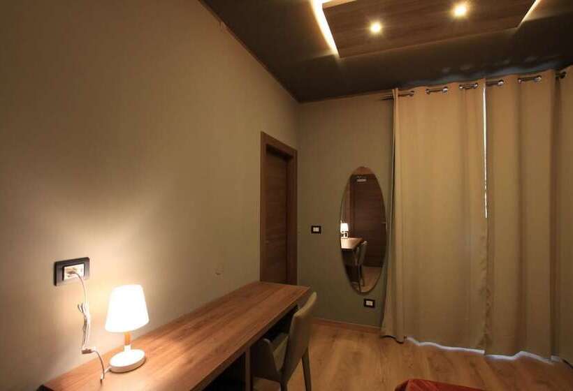 호텔 Albergo Ristorante Plaza