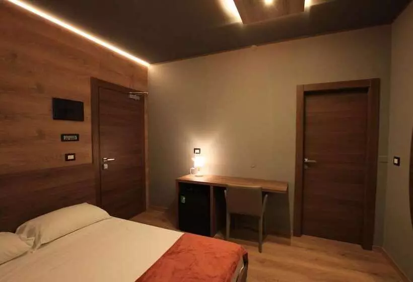 ホテル Albergo Ristorante Plaza