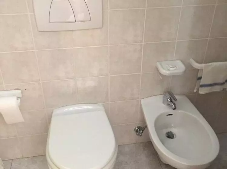 ホテル Albergo Ristorante Plaza