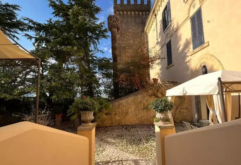 Maaseutuhotelli Agriturismo Castello Santa Margherita