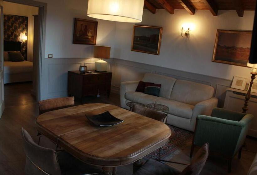 田舎風ホテル Agriturismo Castello Santa Margherita