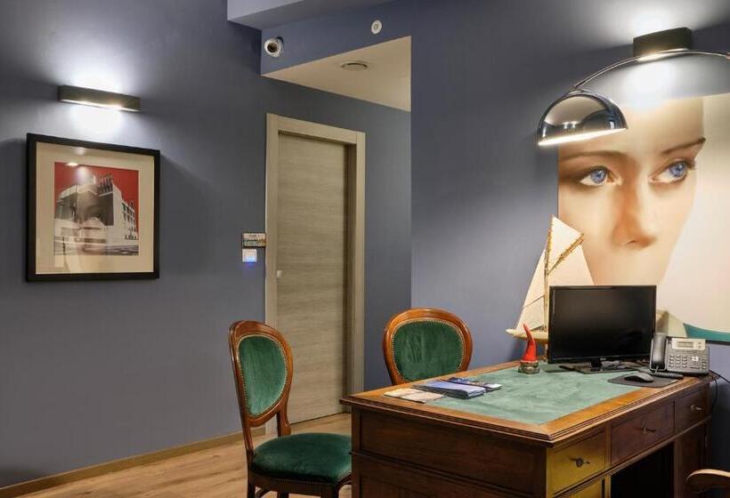 پانسیون La Via Del Porto Charme Rooms