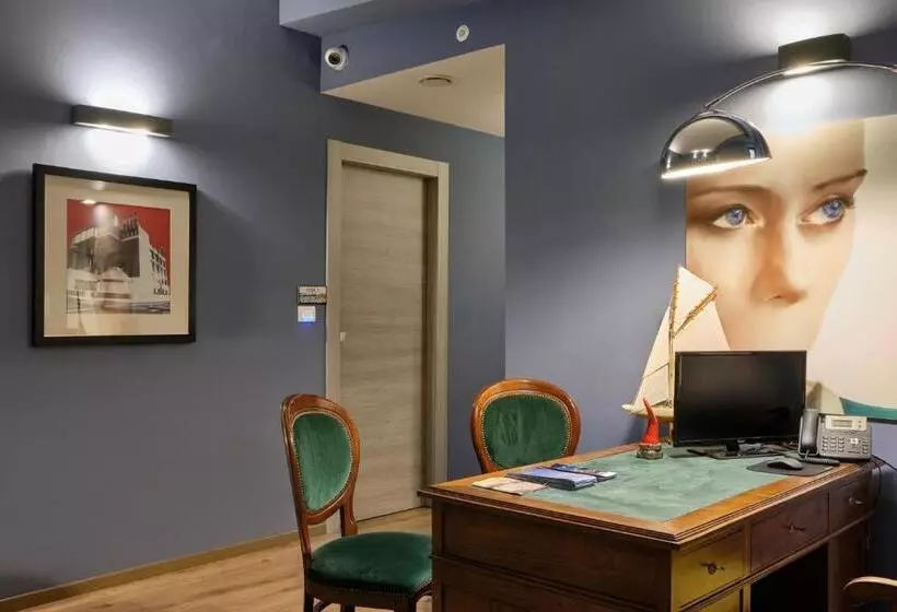 ペンション La Via Del Porto Charme Rooms