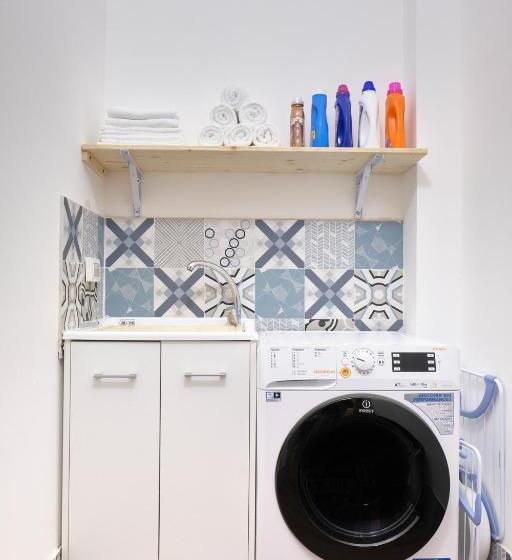 پانسیون La Via Del Porto Charme Rooms