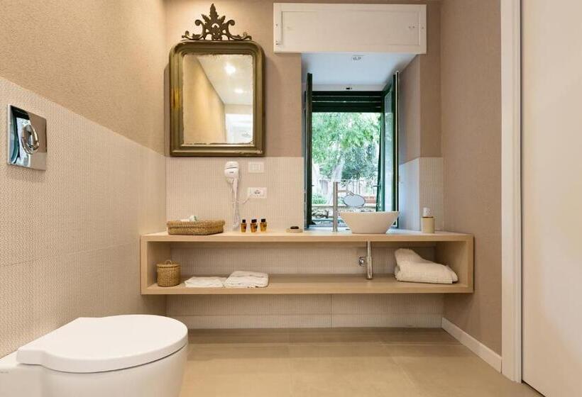 بنسيون Palazzo Taranto Luxury Rooms