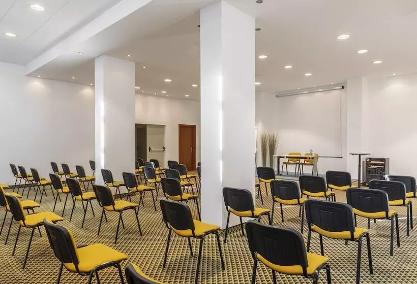 B&b Hotel Cuneo Cristal