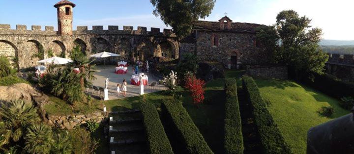 هتل Castello Di Pavone