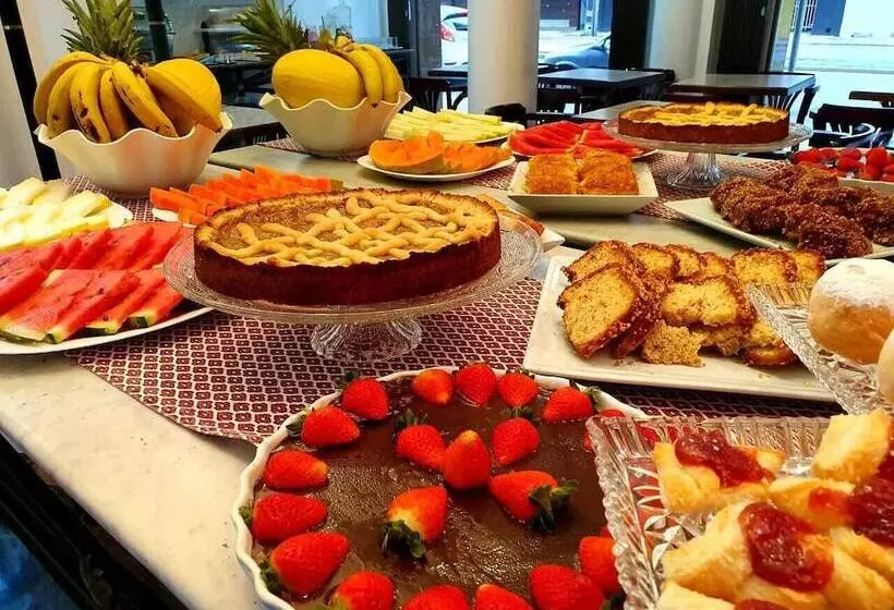 ホテル Golden Star