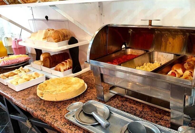 בית מלון כפרי Golden Star