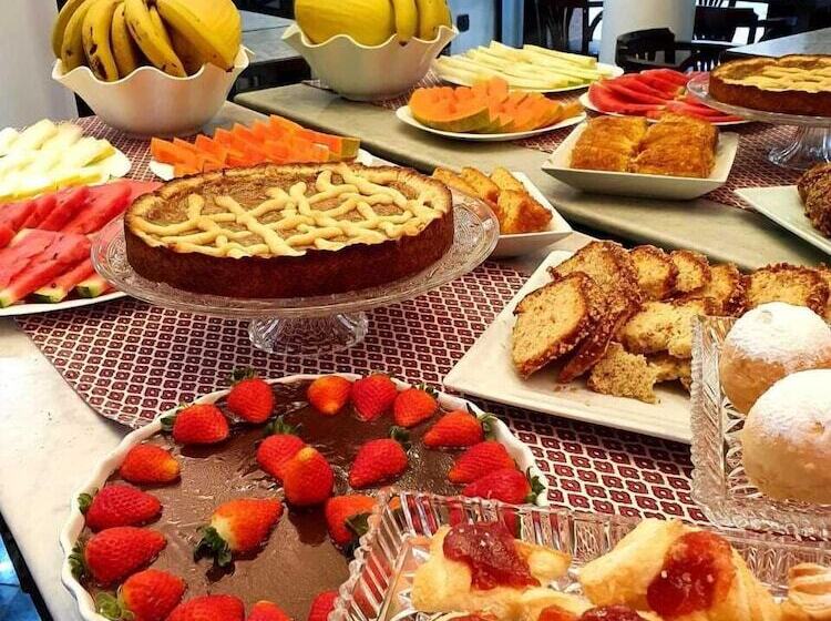 בית מלון כפרי Golden Star