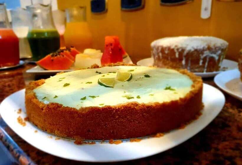 בית מלון כפרי Golden Star