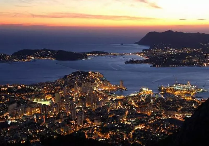 酒店 Grand Hôtel Dauphiné, Boutique Hôtel & Suites