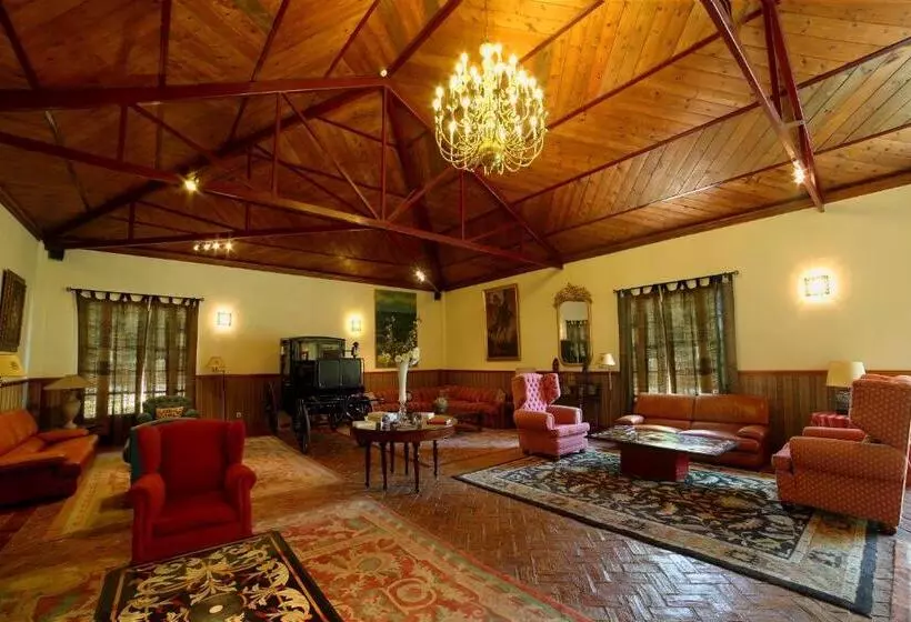 هتل Hacienda Montenmedio