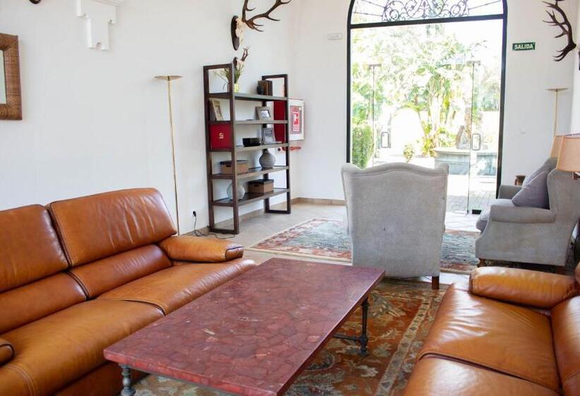 فندق Hacienda Montenmedio