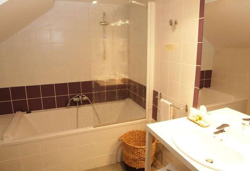 ホテル Hôtel Spa La Truite Dorée