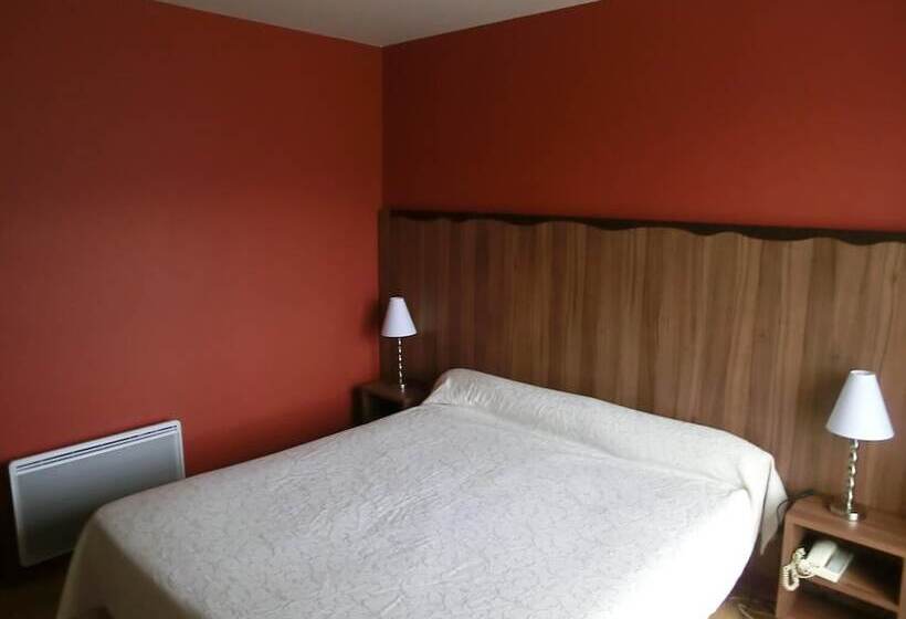 ホテル Hôtel Spa La Truite Dorée