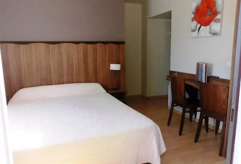 Отель Hôtel Spa La Truite Dorée