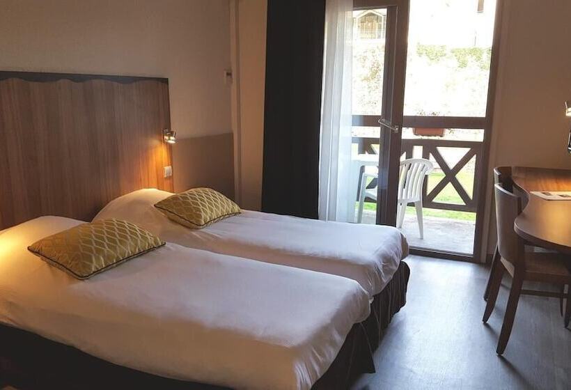 ホテル Hôtel Spa La Truite Dorée