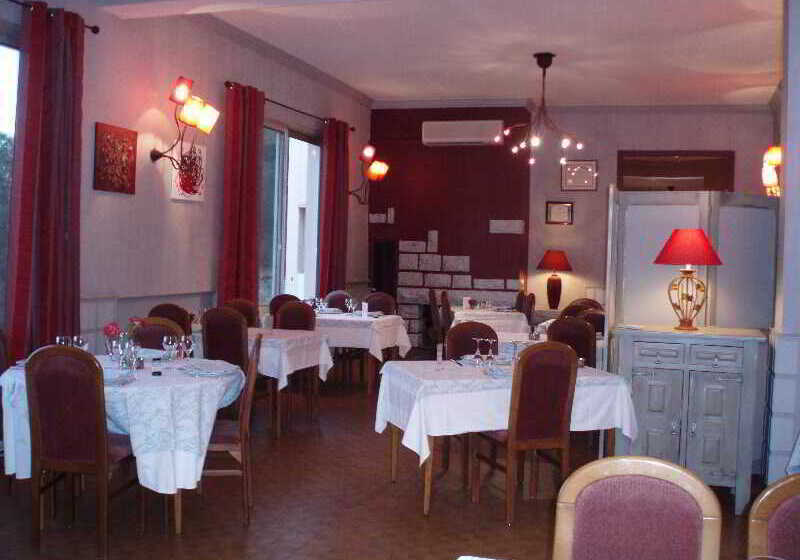 Hôtel Restaurant Logis Hotellerie De Balajan