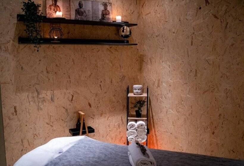 هتل Princesa Parc Excellence