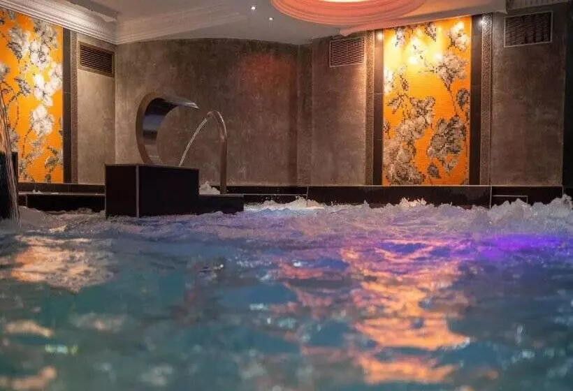 هتل Princesa Parc Excellence