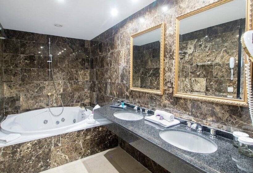 هتل Princesa Parc Excellence