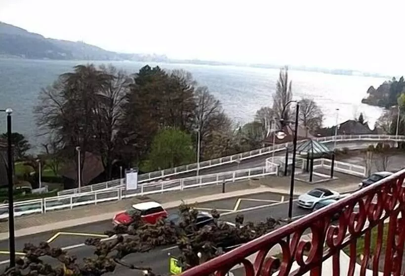 Отель Les Acacias Bellevue