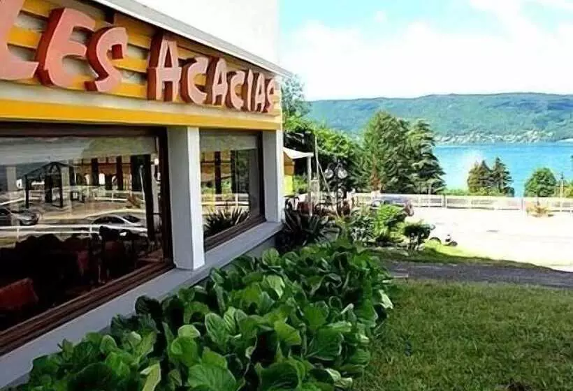 Отель Les Acacias Bellevue