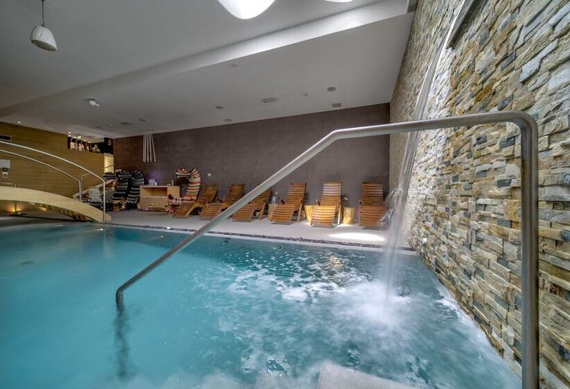 בית מלון כפרי Select Suites & Spa   Apartments