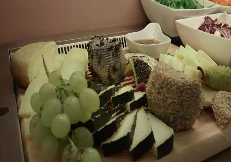 호텔 Select Suites & Spa   Apartments