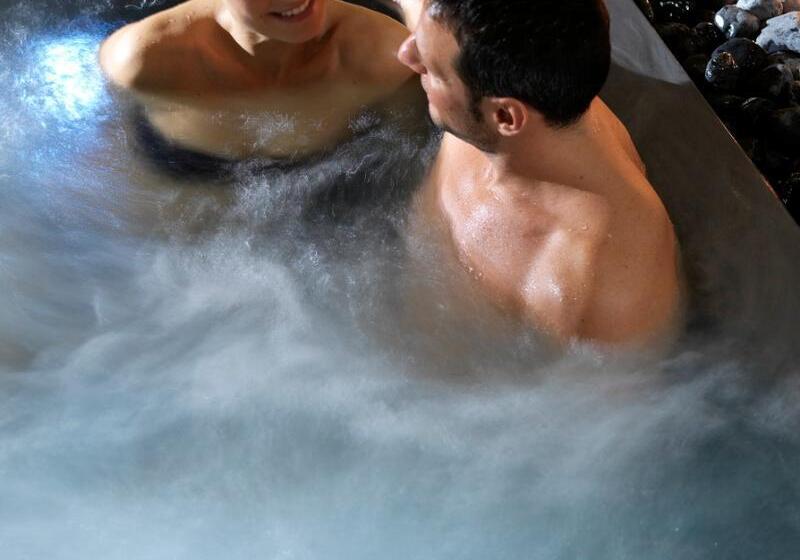 בית מלון כפרי Select Suites & Spa   Apartments